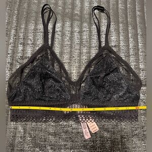 NWT! Victoria’s Secret Black Lace Bralette